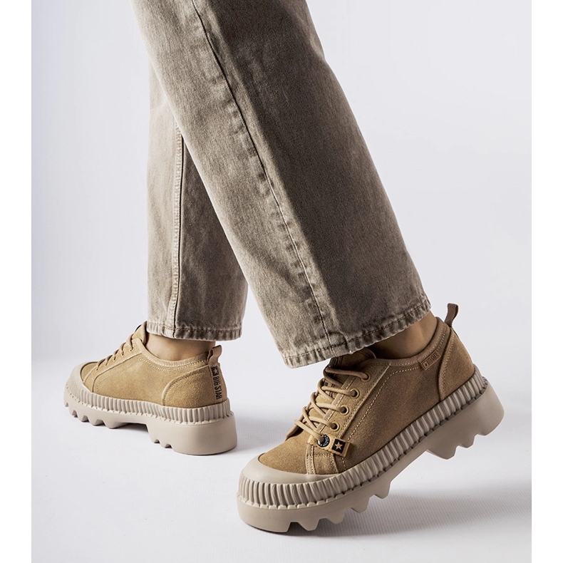 Deportivas piel beige Big Star KK274511 1