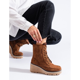 Goodin Botas de cuña con cordones Shelovet camel marrón 1
