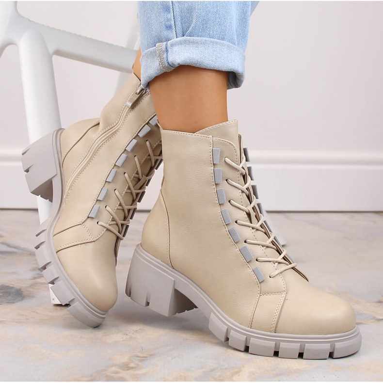 Botas aislantes de mujer con cordones y cremallera, beige Jezzi RMR2038-39 1