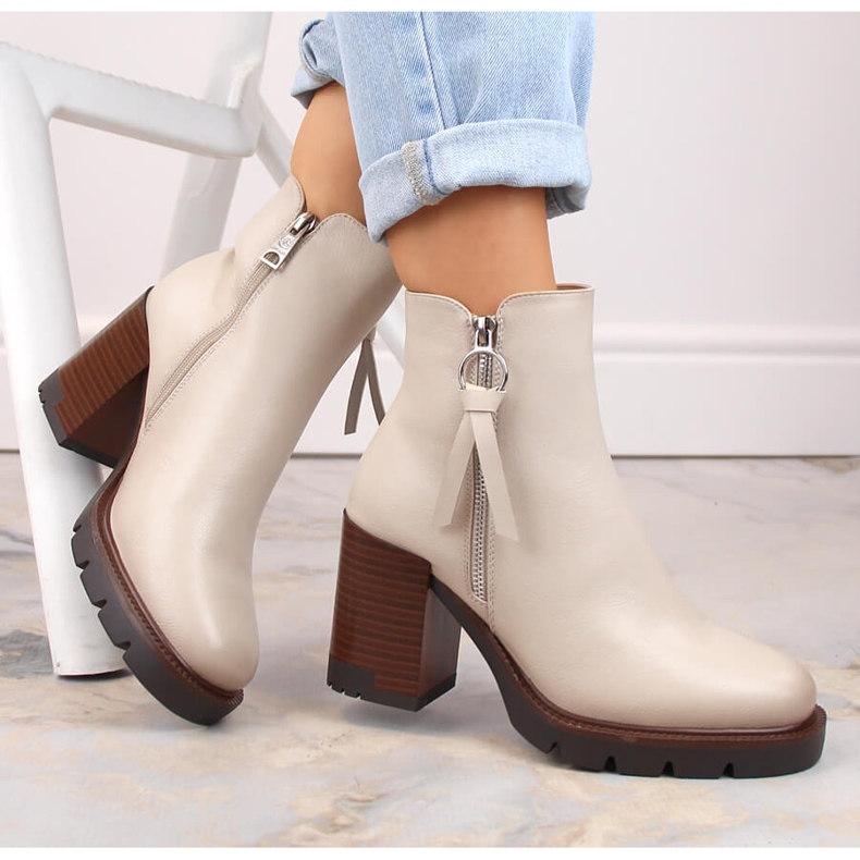 Botines de mujer aislantes y plataforma beige Vinceza 58103 1