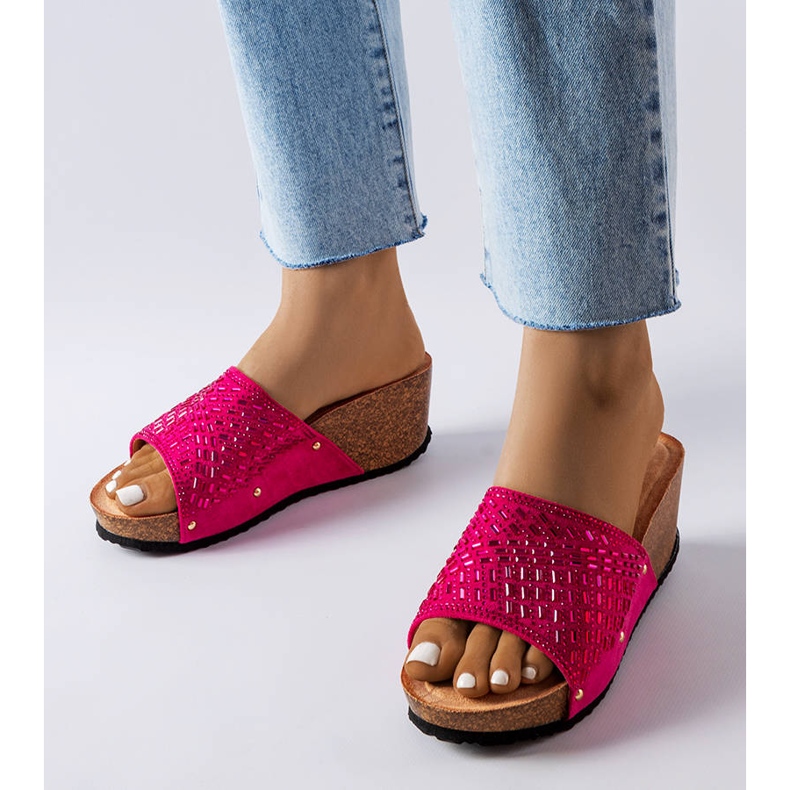 Chanclas rosa oscuro con strass de Guymon rosado 1