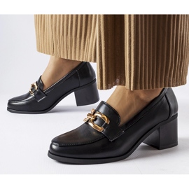 Mocasines clásicos Artus negros con hebilla 2