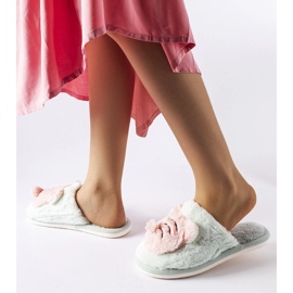 Pantuflas suaves verdes y rosas 2
