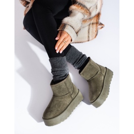 Botas de nieve de mujer Shelovet con plataforma en color verde 1