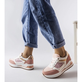 Zapatillas rosas con aplicación estampada de Genovesee rosado 2