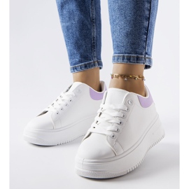 Zapatillas con plataforma blancas y moradas de Holante blanco 1