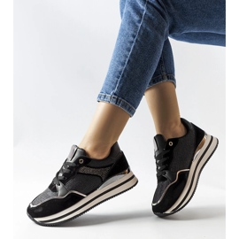 Zapatillas negras brillantes de Enola. negro 1