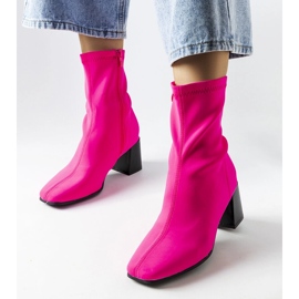 Botas de tacón en satén rosas de Laforgen 1