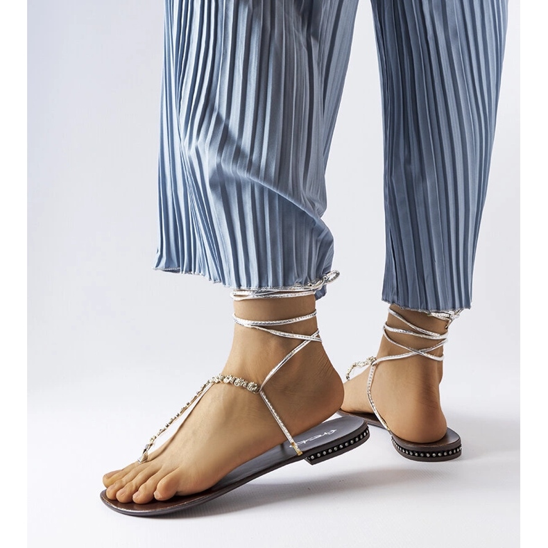 Sandalias plateadas con circonitas de Troghi plata 1