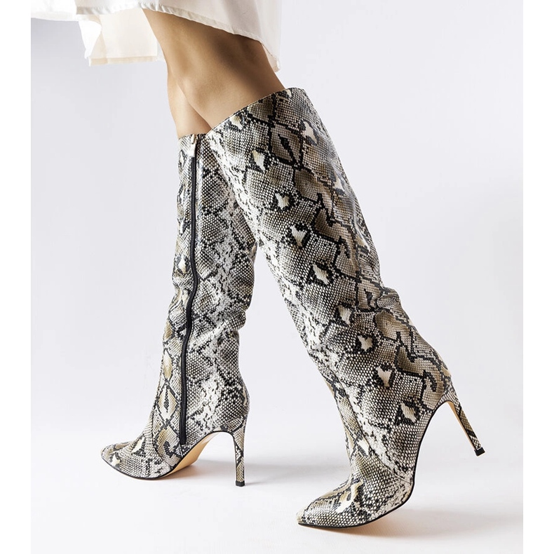 Botas tacón piel serpiente negro carmín 1 Botas tacón piel serpiente negro carmín 1