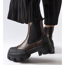 Botas sin cordones en marrón oscuro de Sibyla 2