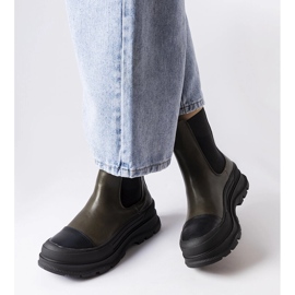 Botas verdes con plataforma de Bellucci. 2