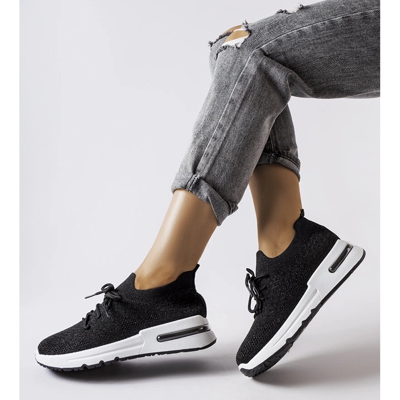 Inna Zapatillas negras decoradas con hilo Randolph brillante. negro 2 Inna Zapatillas negras decoradas con hilo Randolph brillante. negro 2