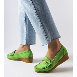 Mocasines con cuña de ante verdes de Canis 1