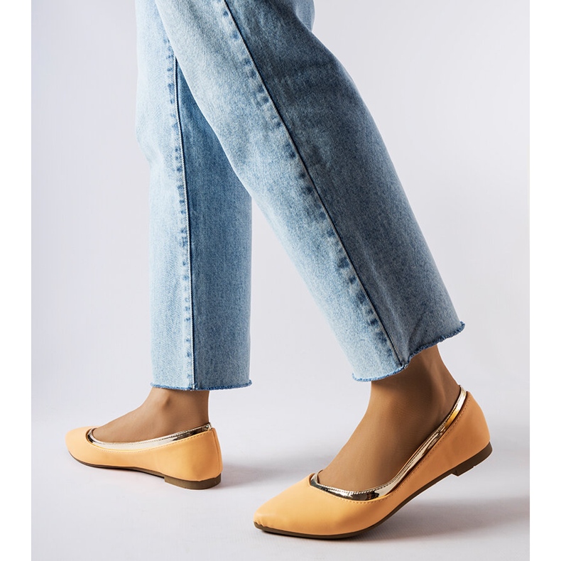 Bailarinas con puntera puntiaguda de color naranja de Vittorio 1