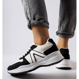Inna Zapatillas deportivas blancas y negras de Tornano. blanco 2