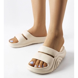 Chanclas de goma beige de Geneve 1