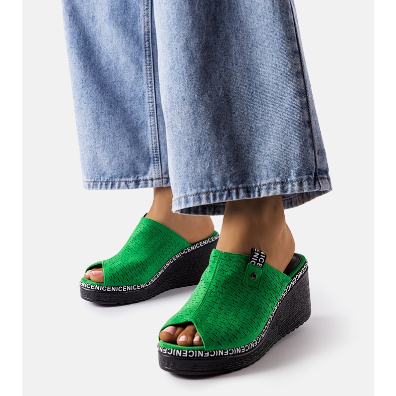 Sandalias de cuña verdes de Fulvia 1 Sandalias de cuña verdes de Fulvia 1