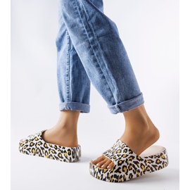 Bailarinas con plataforma de leopardo blancas de Galena blanco 1