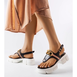 Chanclas negras con suela gruesa de Breana negro 1