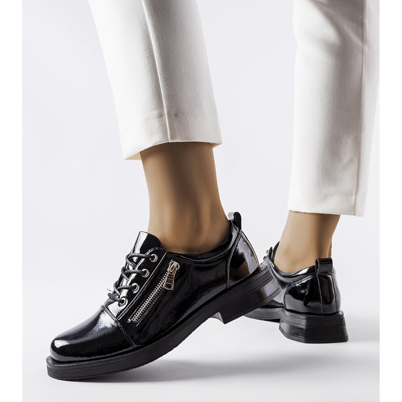 Inna Zapatos de mujer Diamante lacados en negro 1