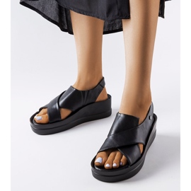 Sandalias negras de cuña baja de Adelina negro 2
