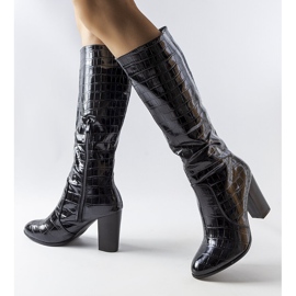 Botas negras de cocodrilo acolchadas con estampado de Medhane negro 2