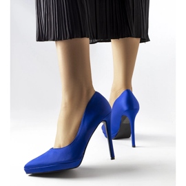 Zapatos de salón de raso azul de Silje 2