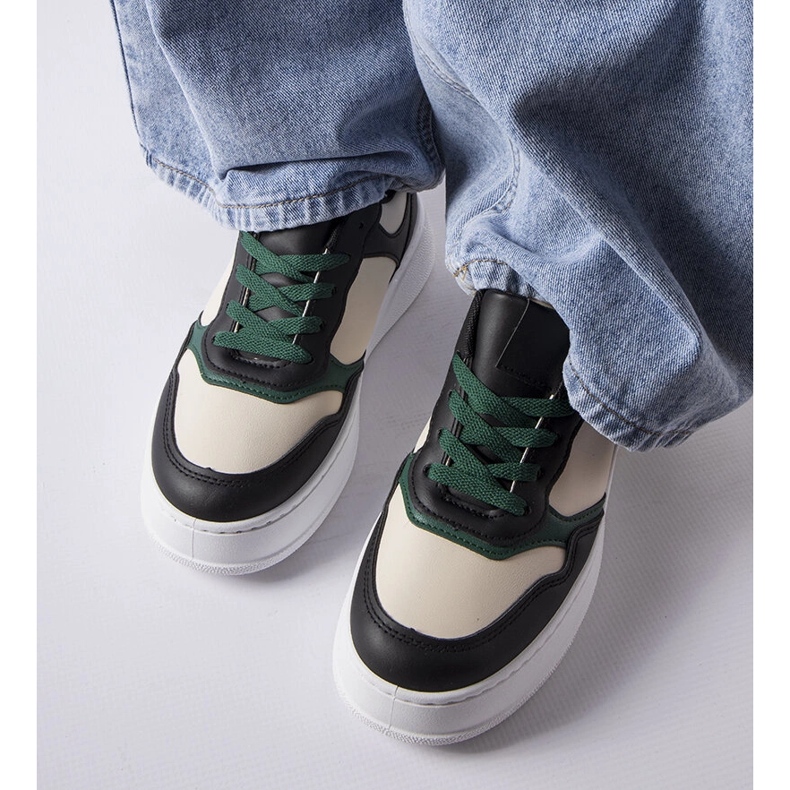 Zapatillas negras y verdes en la plataforma Baron negro 1