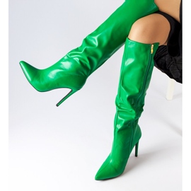 Botas verdes de tacón alto de Masanti 2