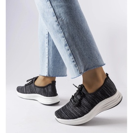 Zapatillas de tela negras de Tommaso negro 2