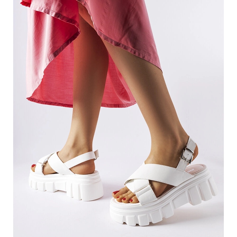 Sandalias plataforma elegantes blancas Torriana blanco 1