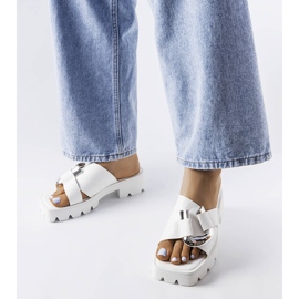 Chanclas blancas con suela tractor de Carceri blanco 1 Chanclas blancas con suela tractor de Carceri blanco 1