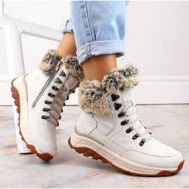 Botines de mujer impermeables de piel con aislamiento de lana, blanco Rieker W0063-80 1 Botines de mujer impermeables de piel con aislamiento de lana, blanco Rieker W0063-80 1