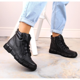 Botas de mujer cómodas y aislantes de piel, negro Helios 562S 2