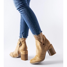 Botines beige con recortes Artemisia 3