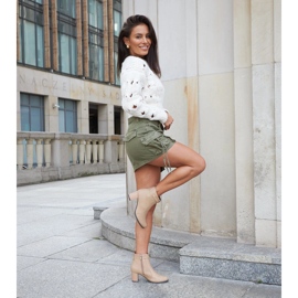 Botines beige con pedrería Barreto 1 Botines beige con pedrería Barreto 1