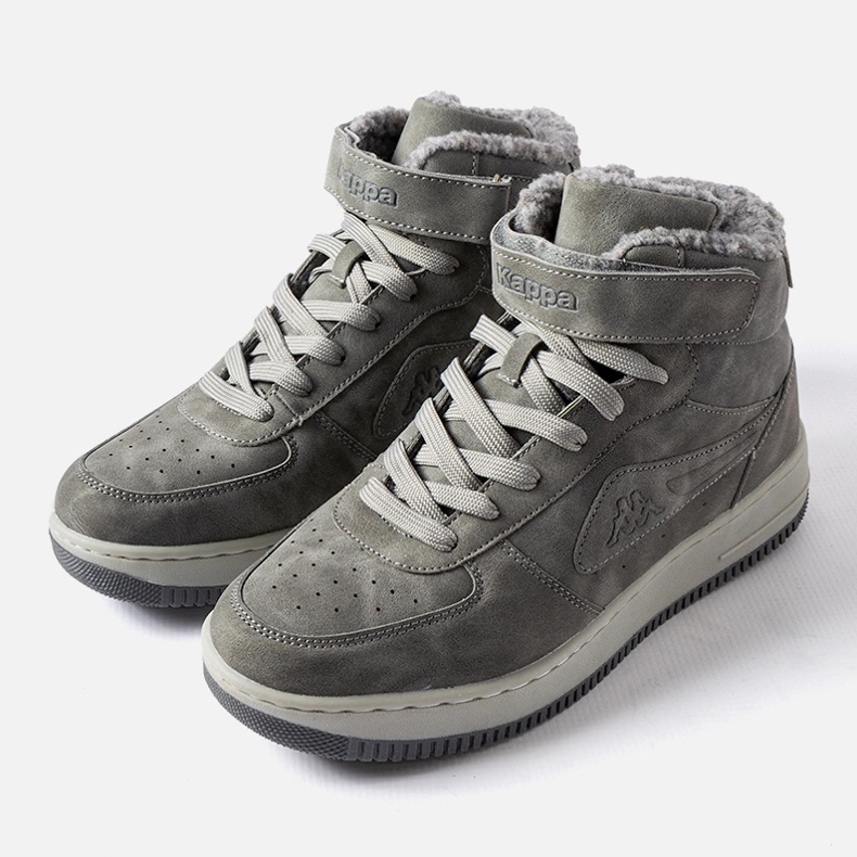 Deportivas grises con aislamiento Kappa 242799 Bash 1 Deportivas grises con aislamiento Kappa 242799 Bash 1