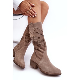 PA2 Botas de ante con estampado Cappuccino Sierra calado beige 1