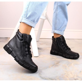Botas de piel cómodas y aislantes Helios W H562A, negro 2