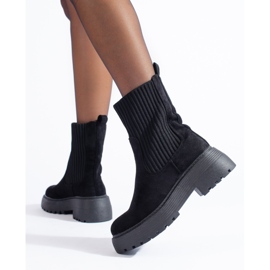 Mujeres trabajadoras con un Shelovet superior flexible negro 3