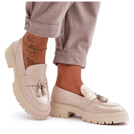 Zapatos Mocasines Charol Con Flecos, Beige Claro Velenase 8