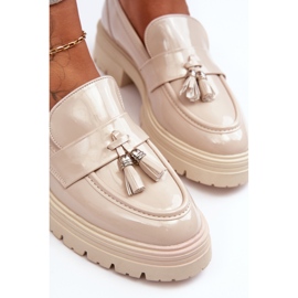 Zapatos Mocasines Charol Con Flecos, Beige Claro Velenase 3