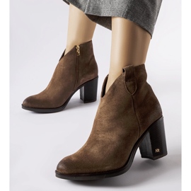 Botas aislantes Karino de ante marrón 1