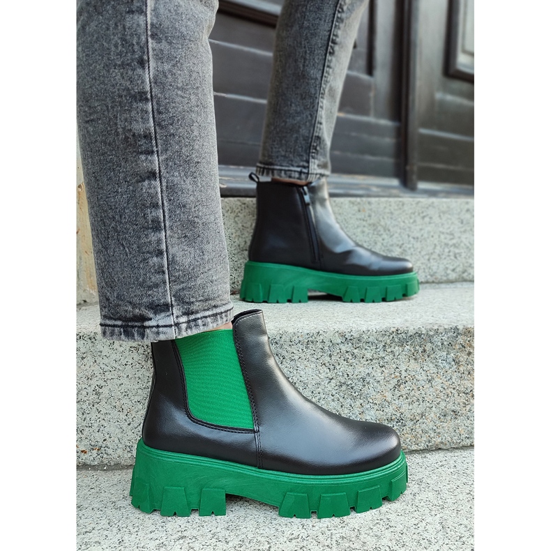 Botas de trabajo de mujer con suela verde. negro 2
