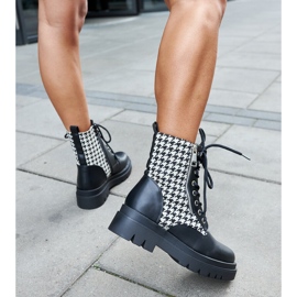 Botines aislantes negros con estampado de pata de gallo de Alfeo 5
