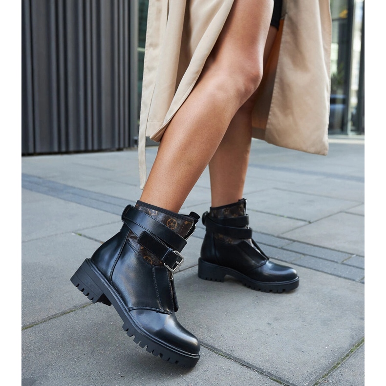 Botas negras con tira decorativa Domus negro 2