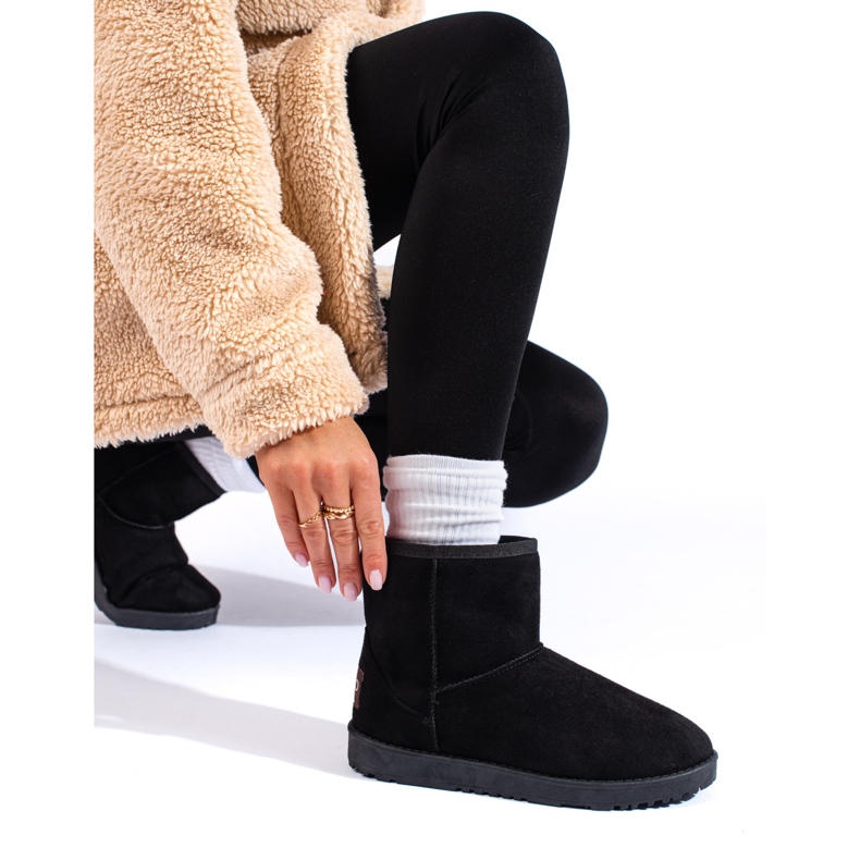 TRENDI Mukluki clásico negro 1