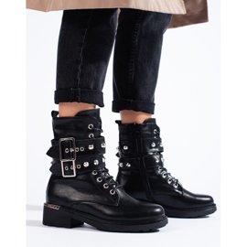 Trabajadoras de Shelovet con hebillas. negro 2
