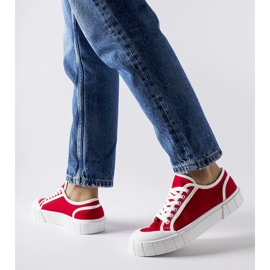 Zapatillas rojas sobre plataforma gruesa Egidio. rojo 2